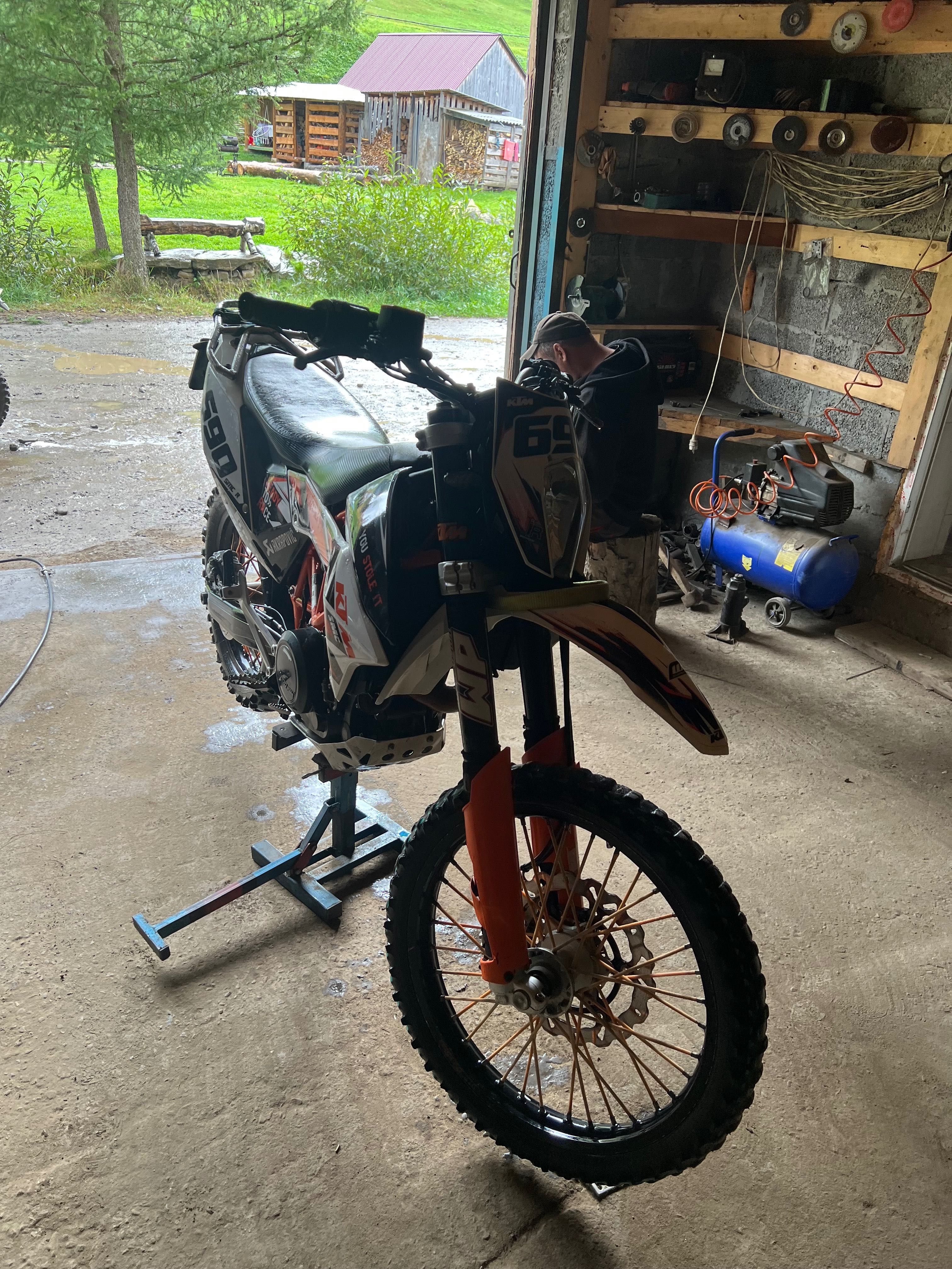 Продам KTM690smc-r