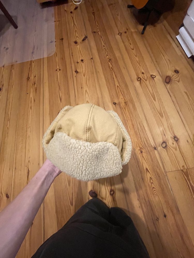 czapka carhartt uszatka