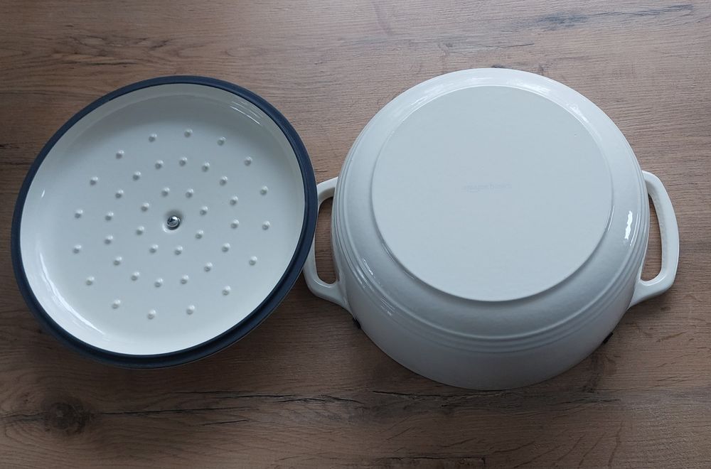 Amazon Basics Emaliowany żeliwny kociołek myśliwski, 7 l