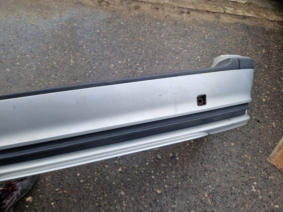 Bmw e46 kombi zderzak tył tylny titan silver srebrny belka komplet
