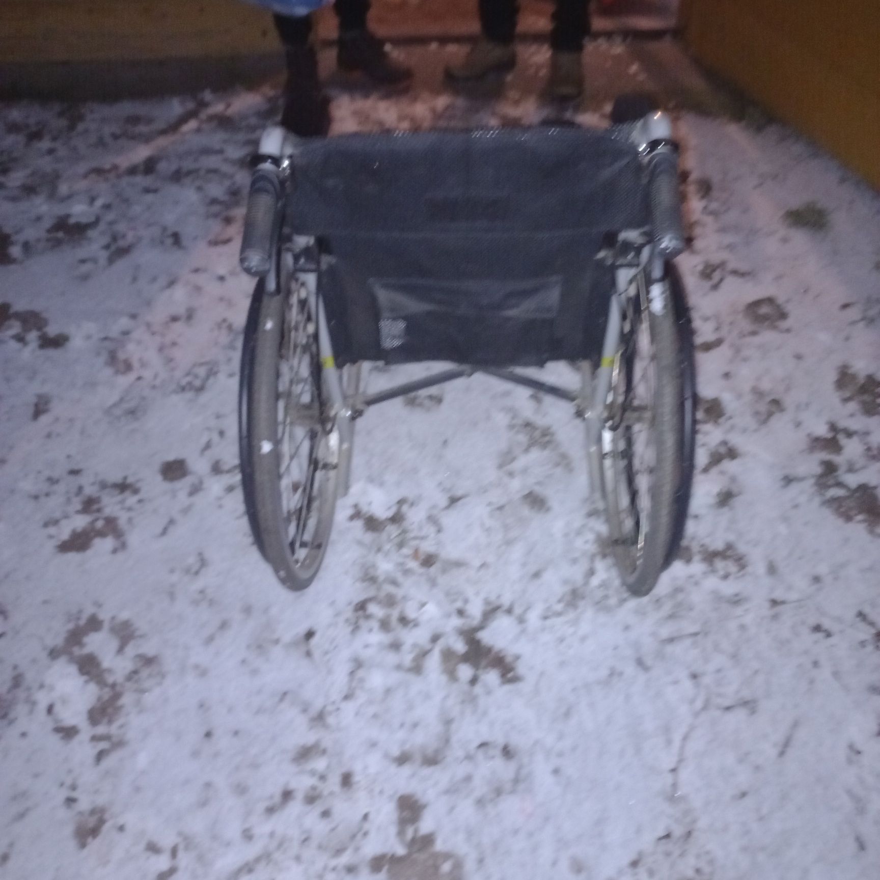Sprzedam wózek inwalidzki