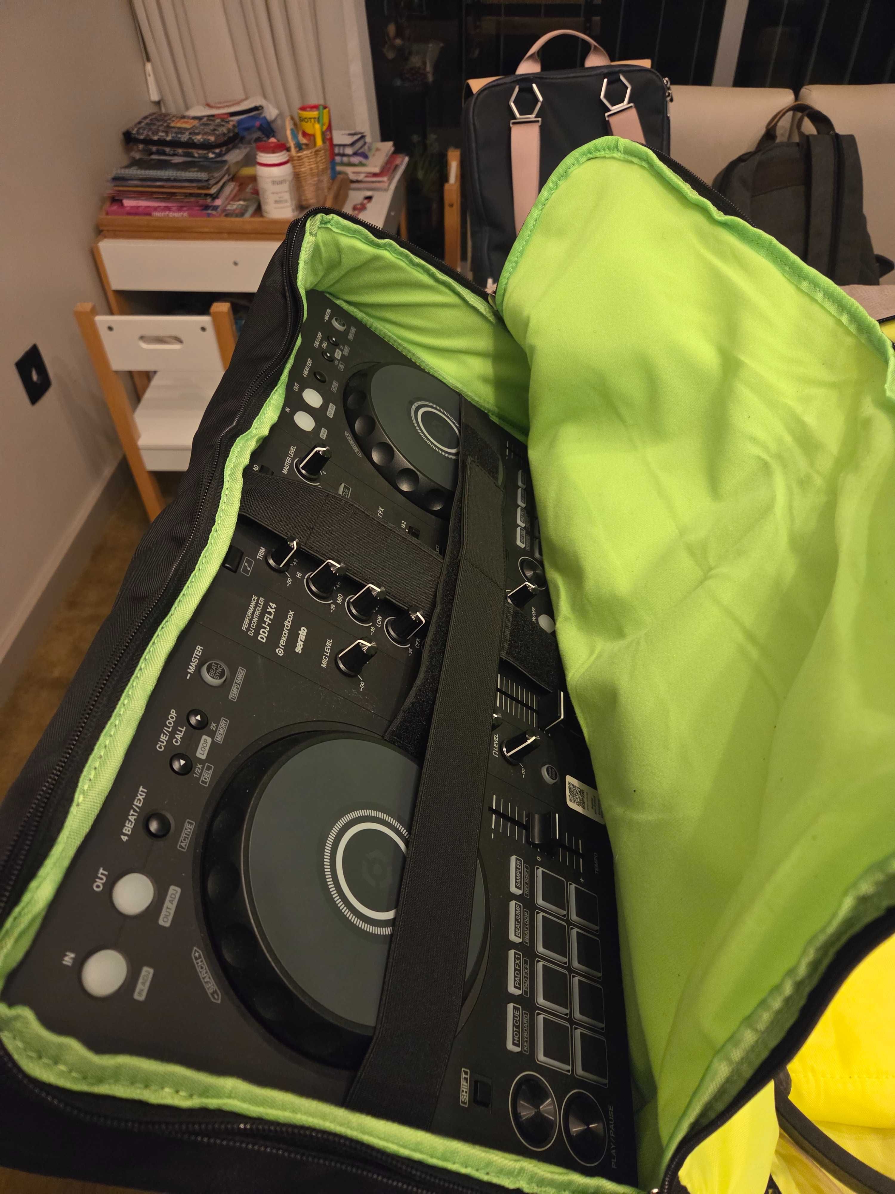 Pioneer DDJ-Flex 4 nunca usada, inclui bolsa de transporte