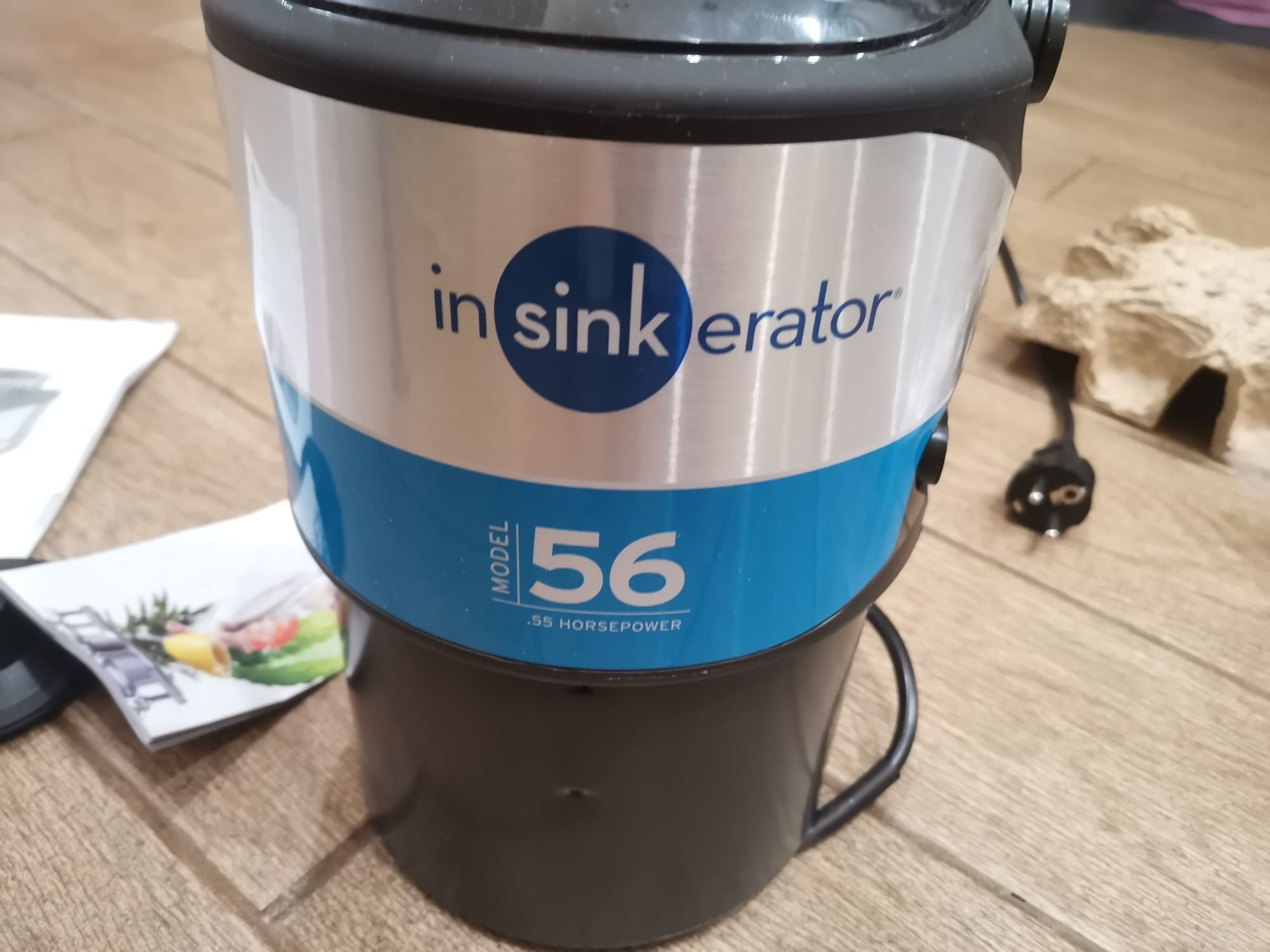 Новый измельчитель пищевых отходов IN SINK ERATOR Model56 Сделан в США