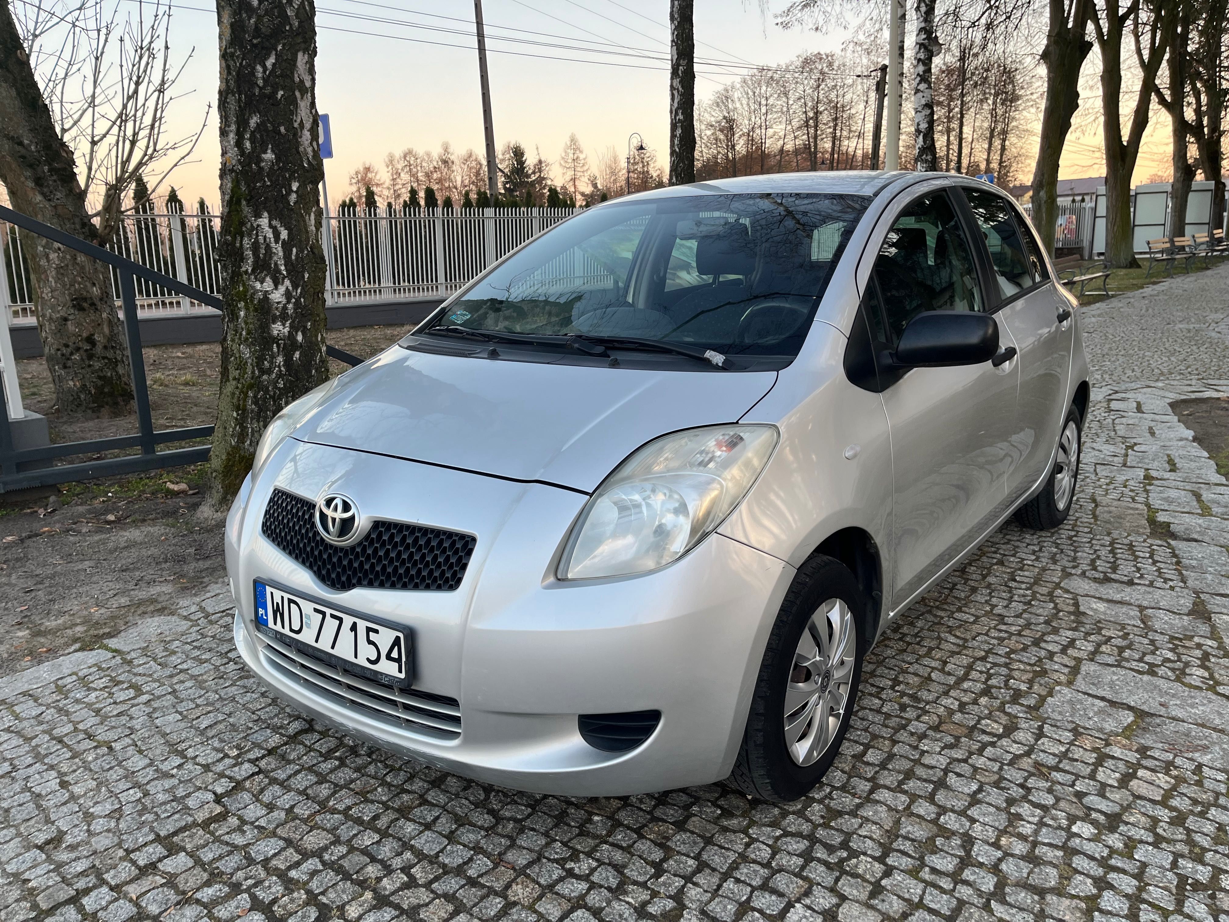Toyota Yaris MK2 5d 1.0 benzyna !!! 2008 rok !!!