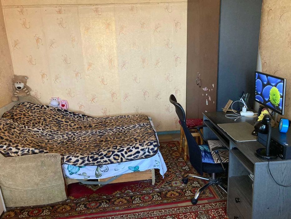Продам 2к. квартиру на ж/м Тополя-2, буд. 43