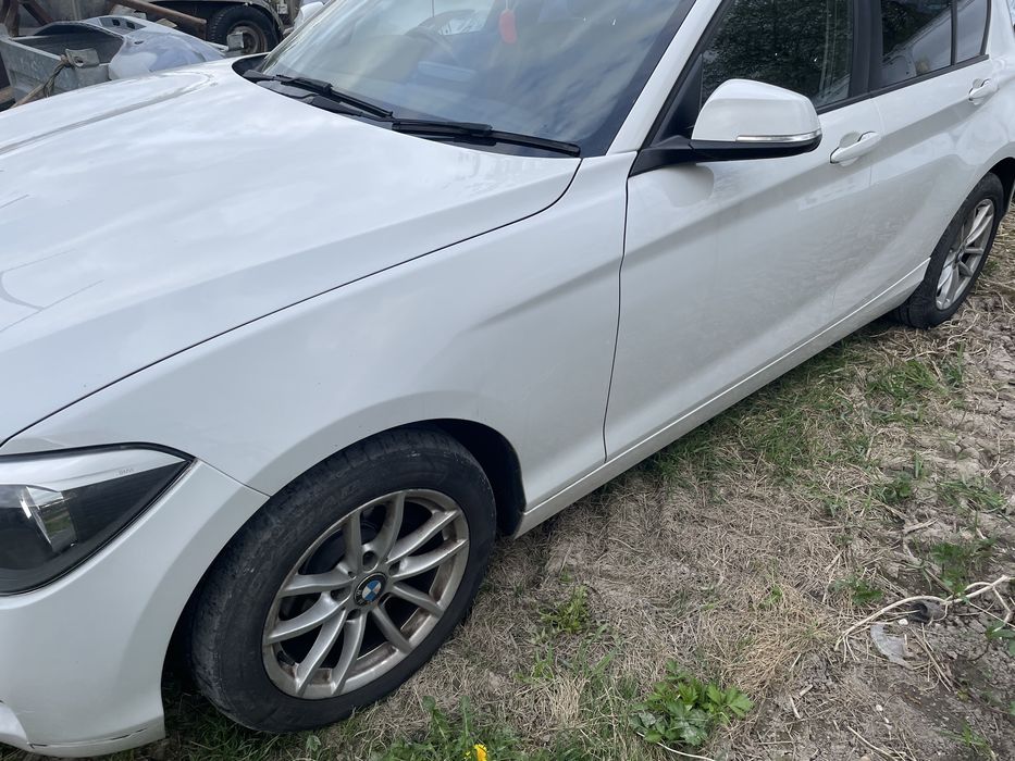 Drzwi w kolor bmw f20 biale niebieskie