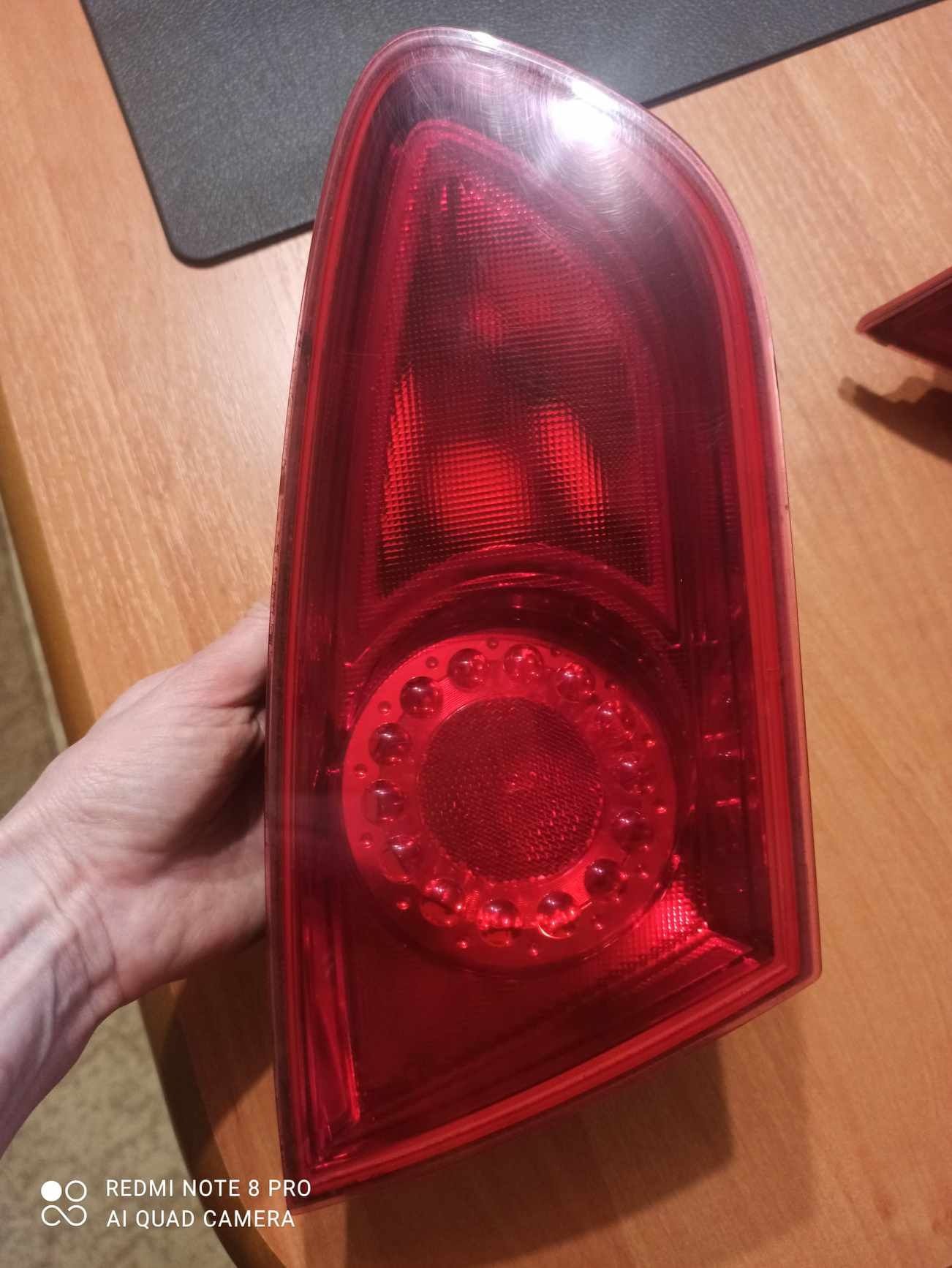 Sprzedam lampy seat Leon 2 w klapę