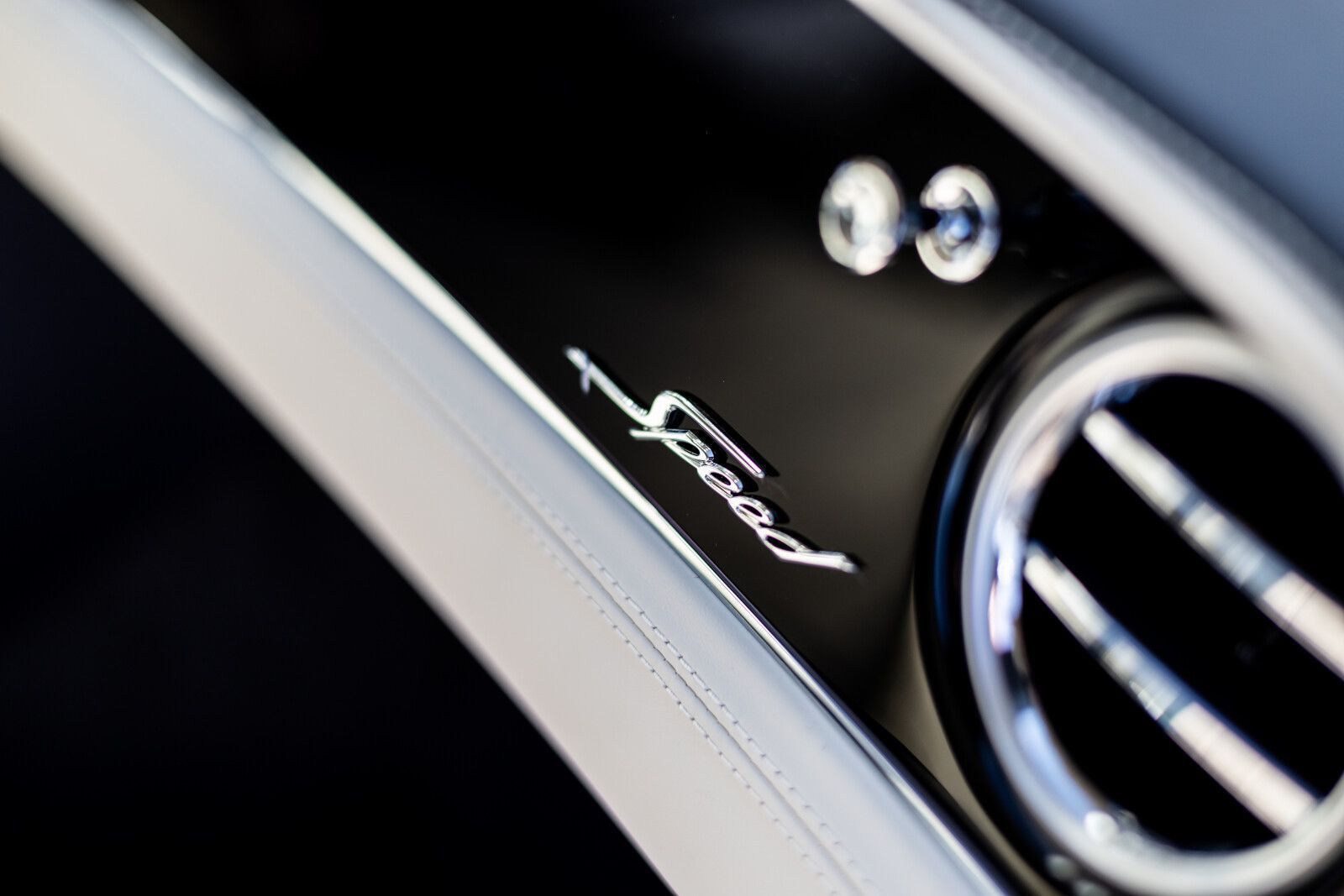 Bentley Continental GT Speed V8 Hybrid Plug-in MY25