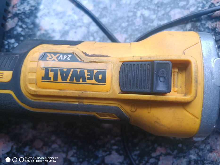 Девольт акумуляторна кшм 125