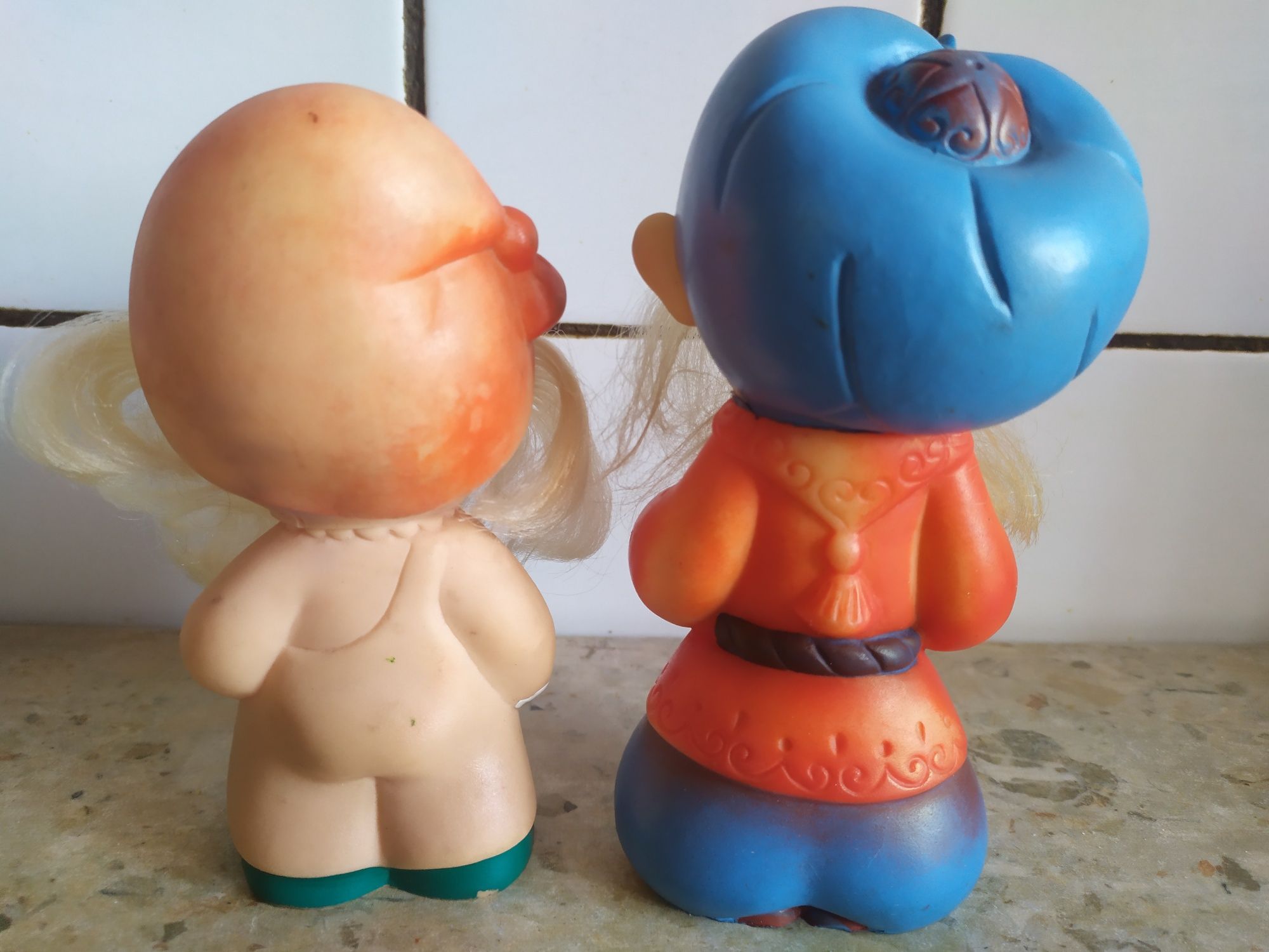 Продам резиновые игрушки СССР 4 шт.