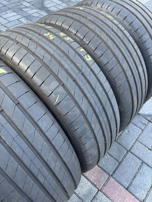Komplet Opon Goodyear Eagle F1 235/45/19 ( super stan, 2024)