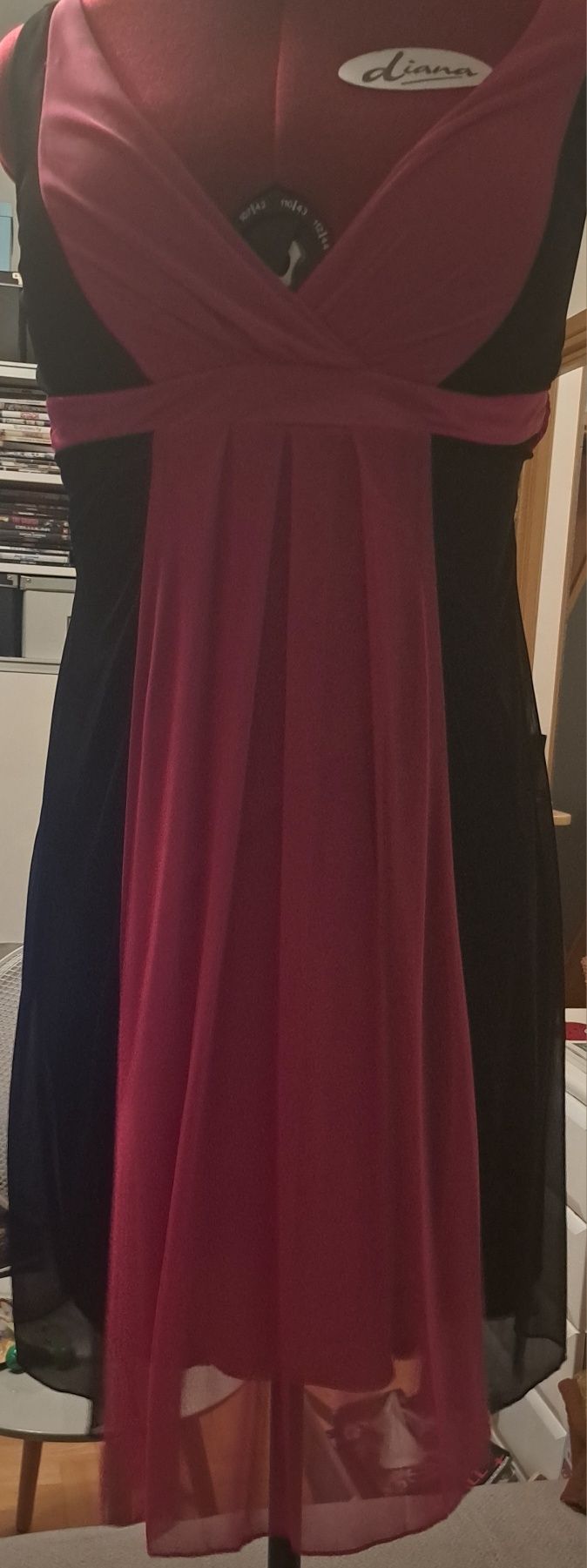 Czarno_ różowa sukienka rozmiar S