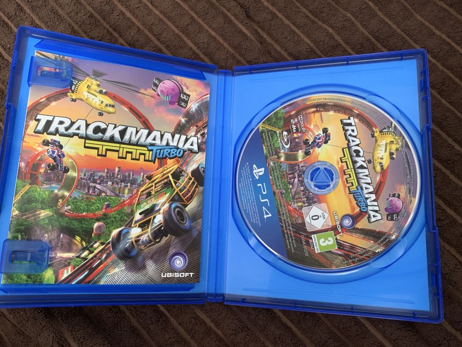 Диск UFC 2, 3 и trackmania для Playstation 4