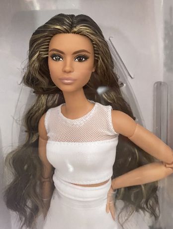 Lalka Barbie Signature looks #1 GTD89 biała