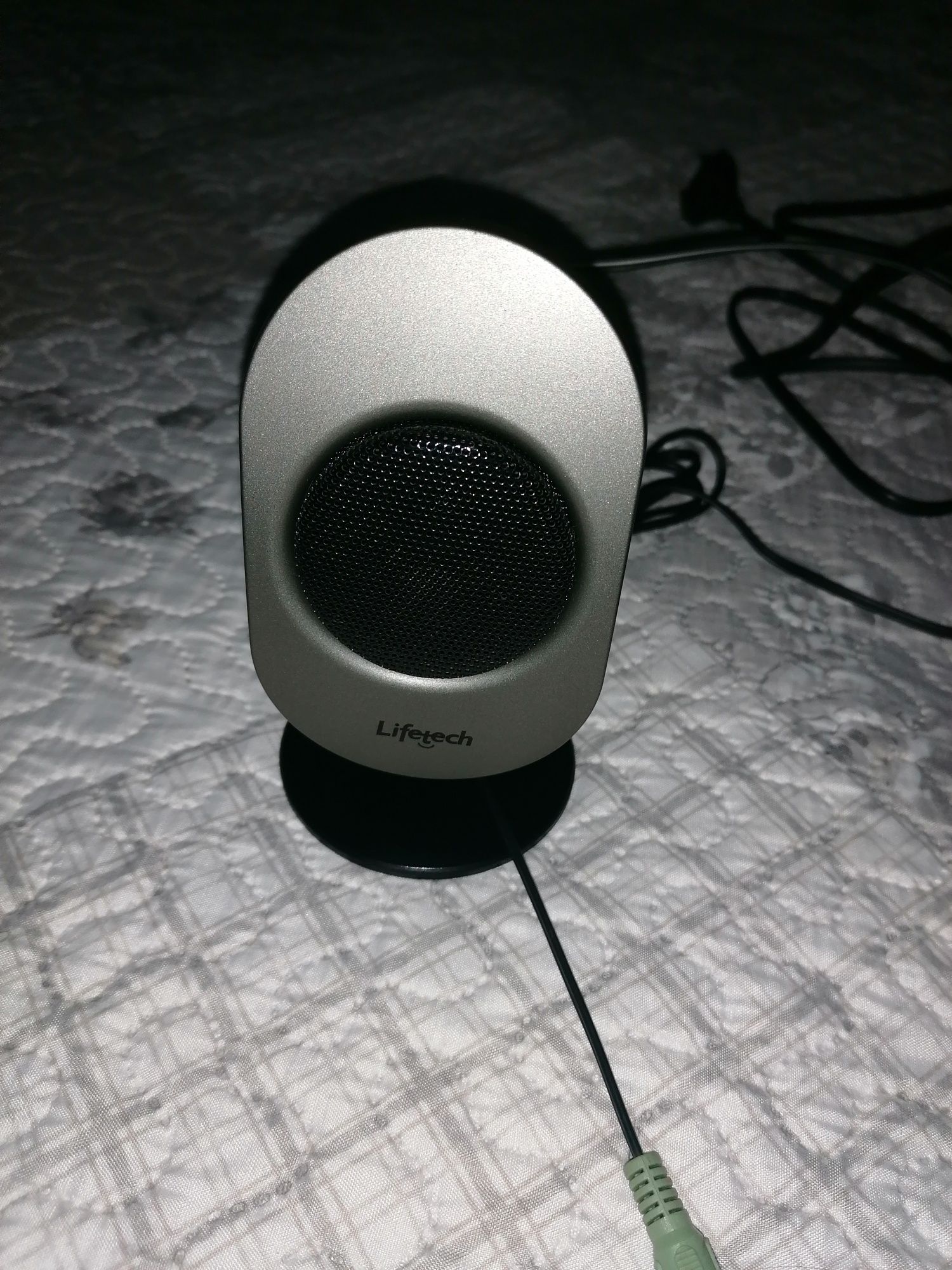 Aparelho de som com subwoofer