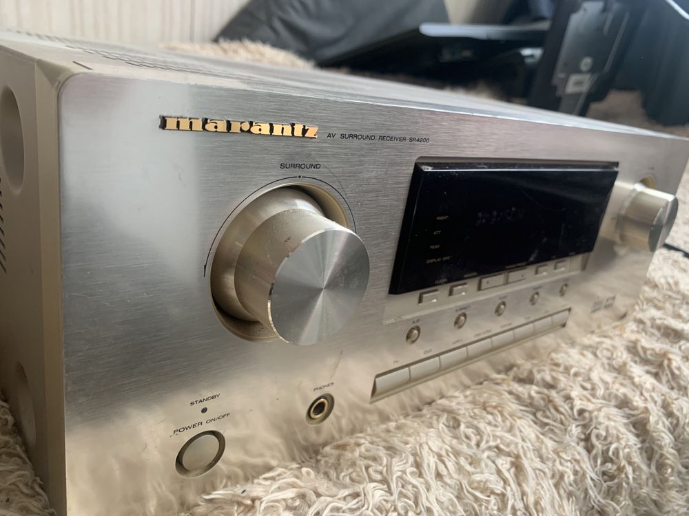 Amplituner Marantz SR4200