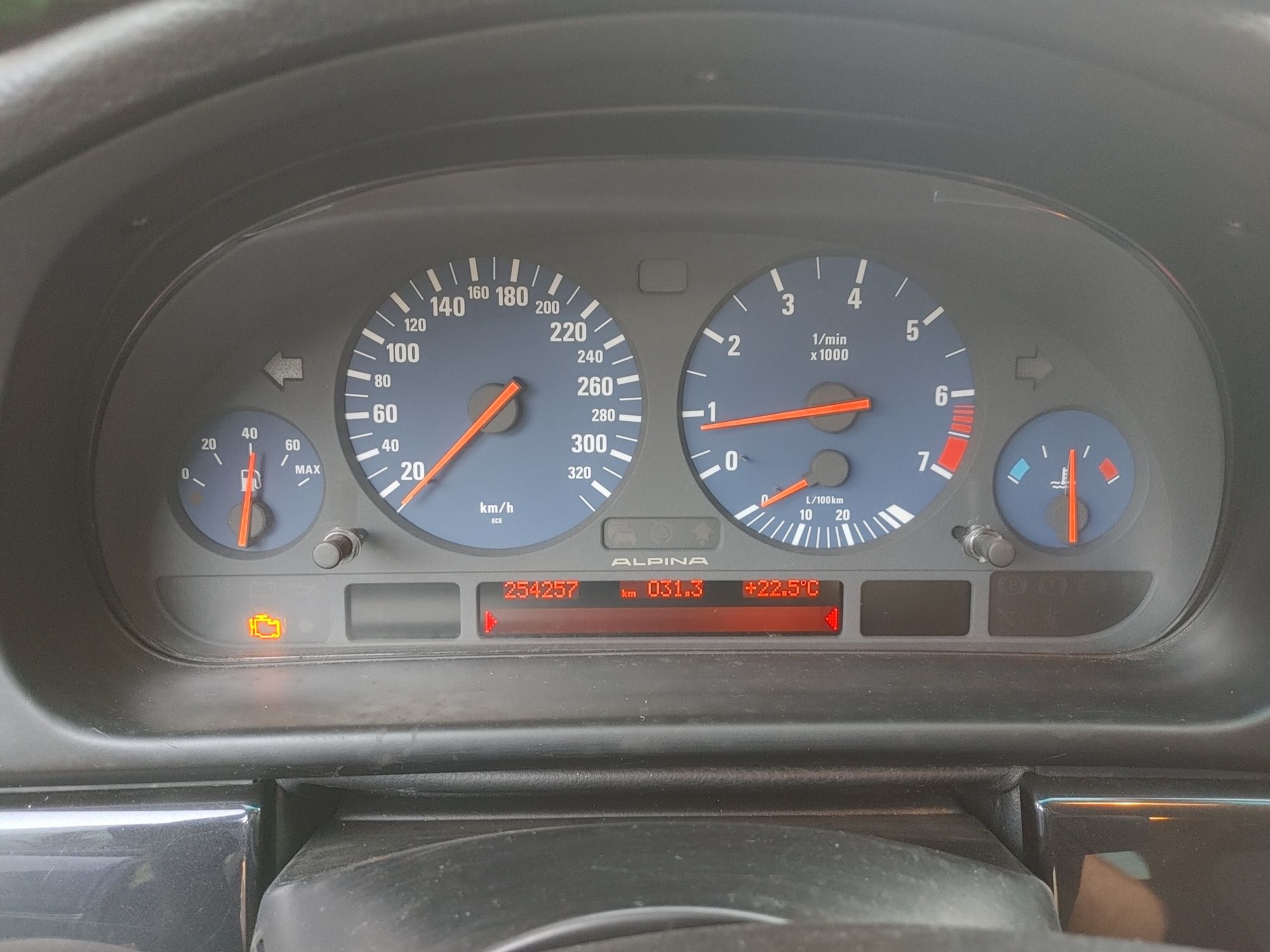 BMW Alpina B10 3.3 Manual