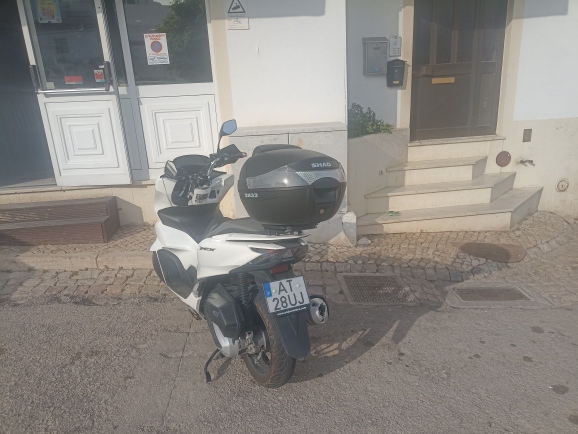 Honda PCX 125 ano 2022 do mês 10