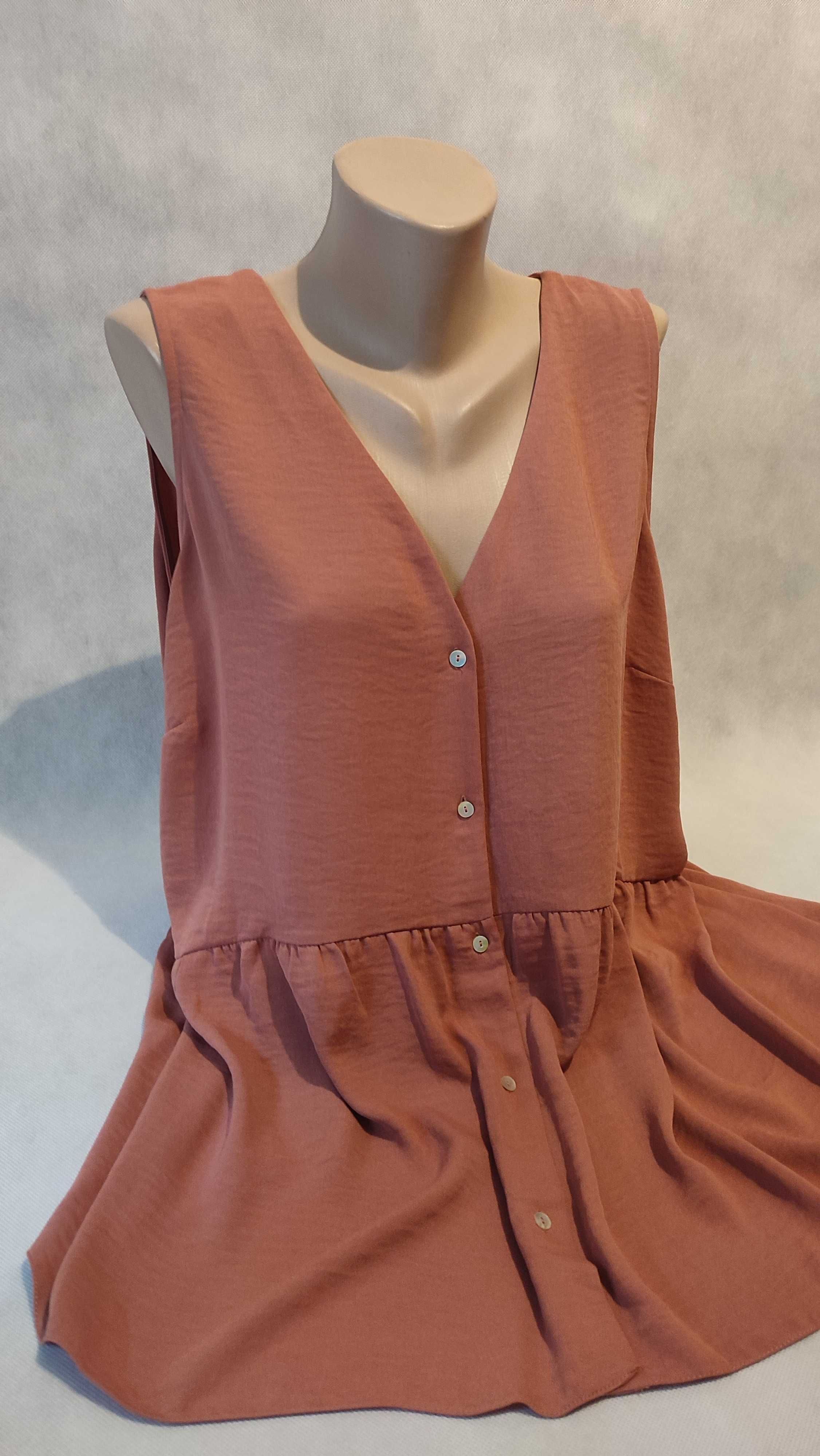 Bluzka damska bez rękawów dekolt V plus size zapinana na guziki
