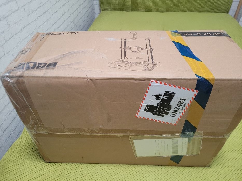 Продам новый 3д принтер creality ender 3 v3 se