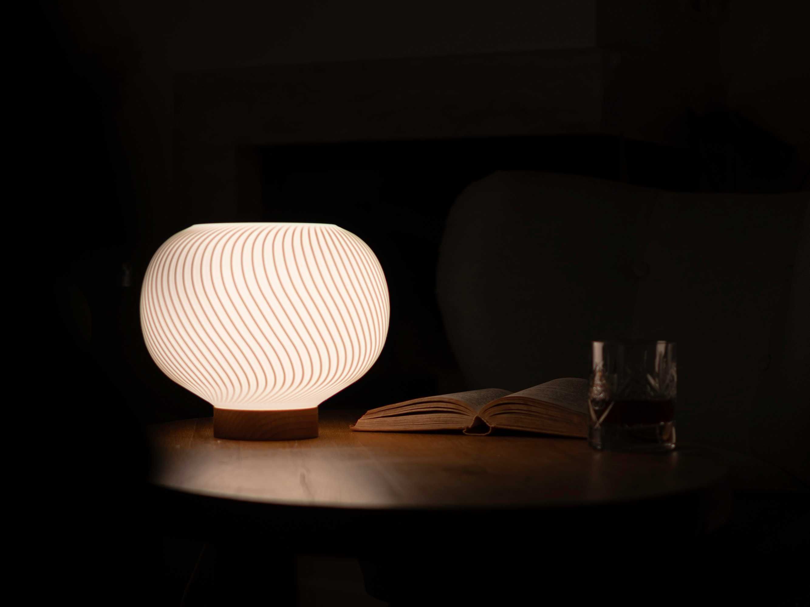 Lampka nocna, lampka stołowa - LUMINA