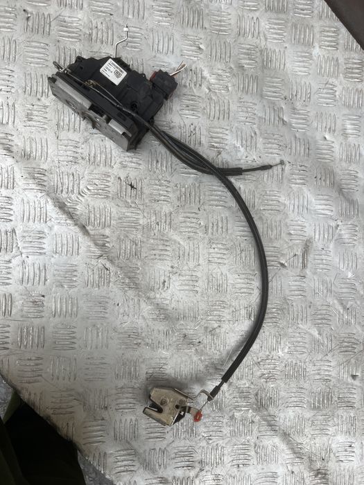 Замок двери, задней левой, Fiat Fiorino/Citroen Nemo