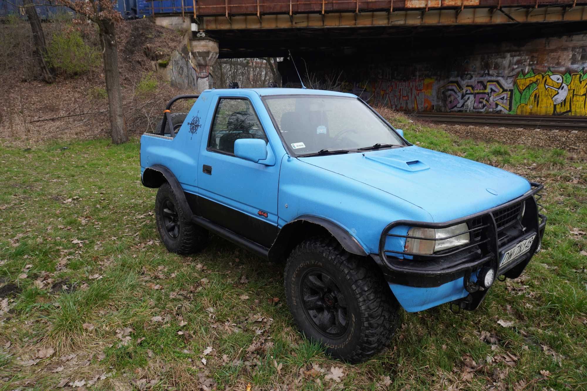 Opel Frontera 2,0B 8V