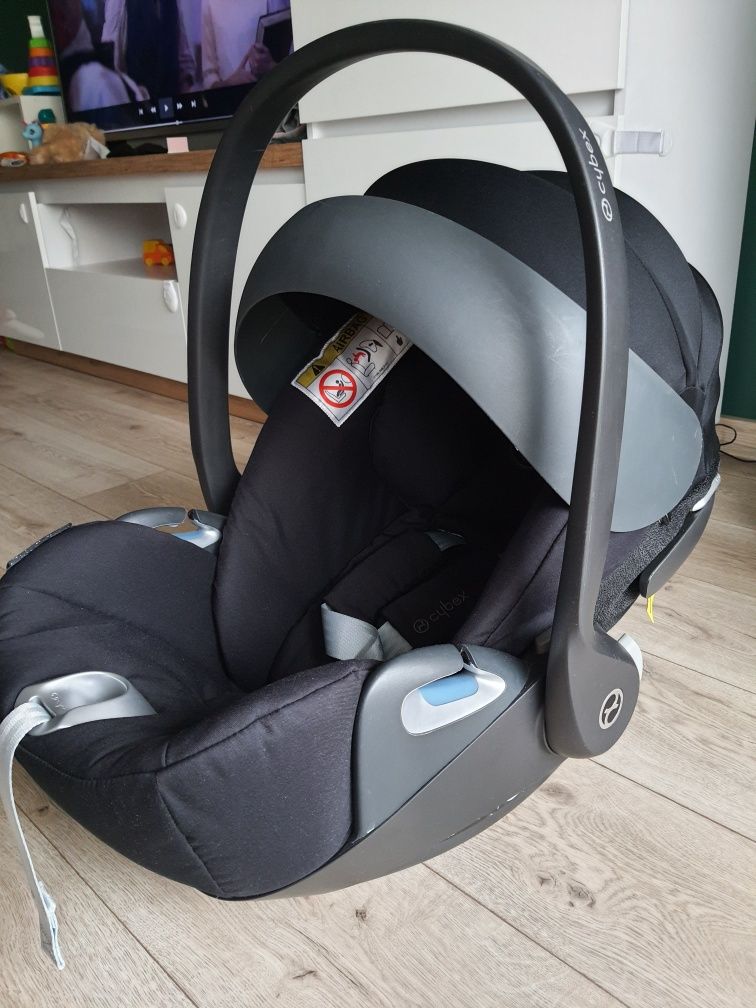 Cybex CLOUD Z I-SIZE - rozkładany fotelik samochodowy 0-13 kg