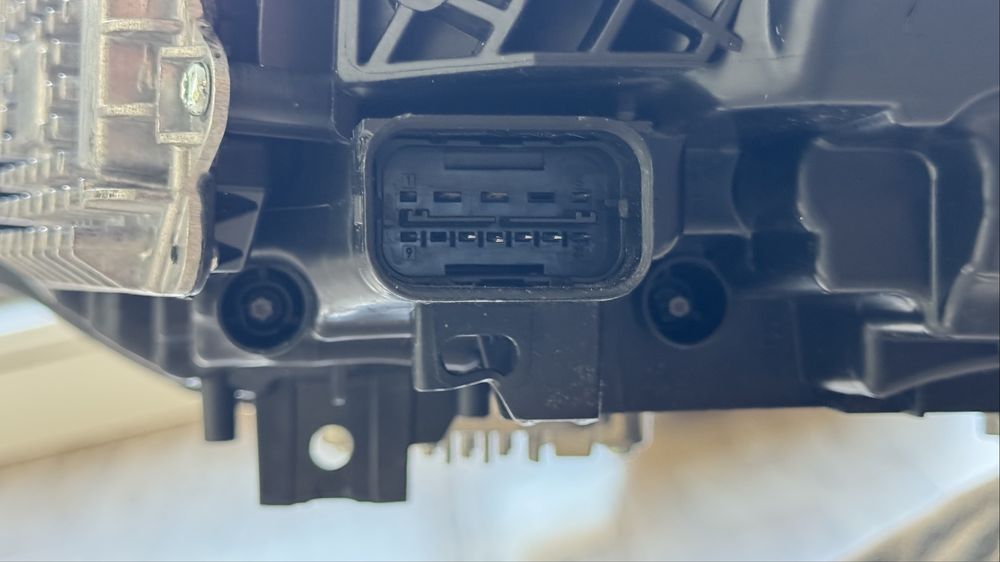 Комплектні фари Full LED для BMW 3 Series F30/F31 Hella