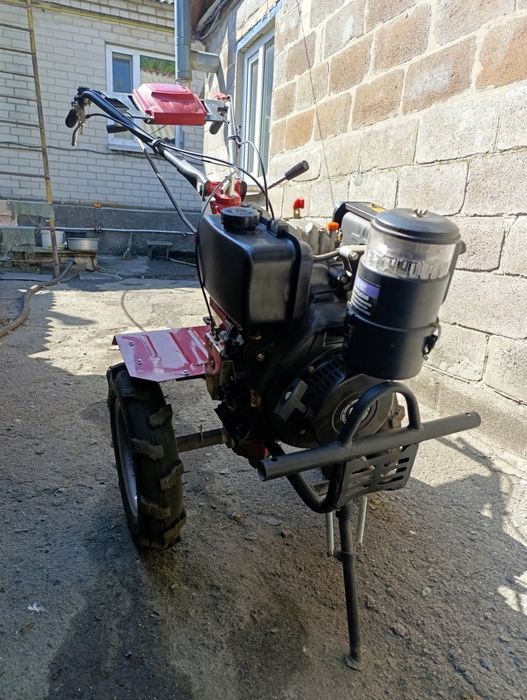 Продам мотоблок.