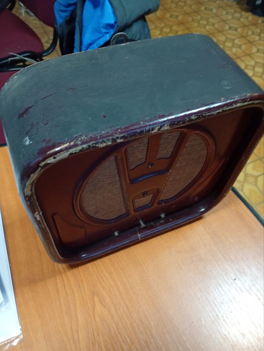 Радіо/приймач/брихунець