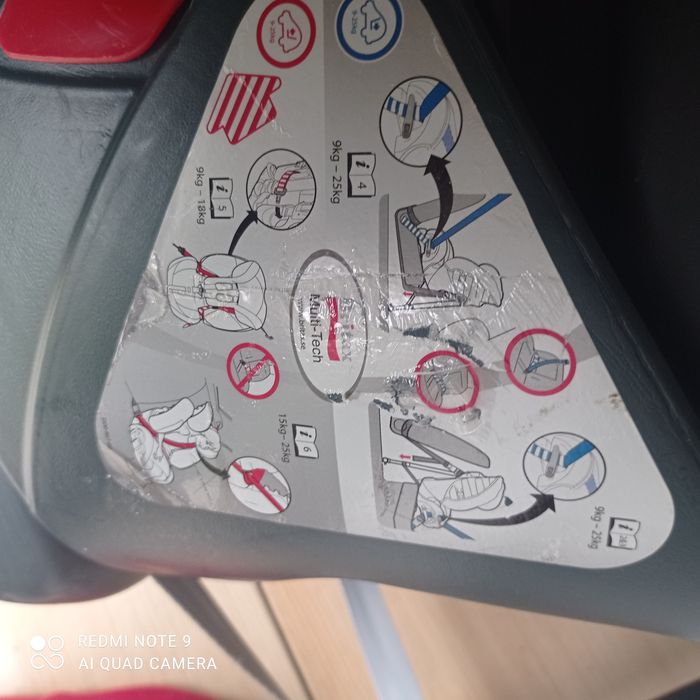 Fotelik Britax  montowany tyłem do kierunku jazdy