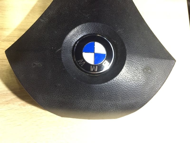 Airbag руля BMW 5-series E60 M54B22 2004