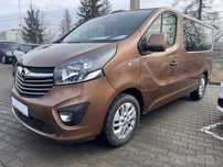 Opel Vivaro OPEL VIVARO 8osób-navi-alu17-hak