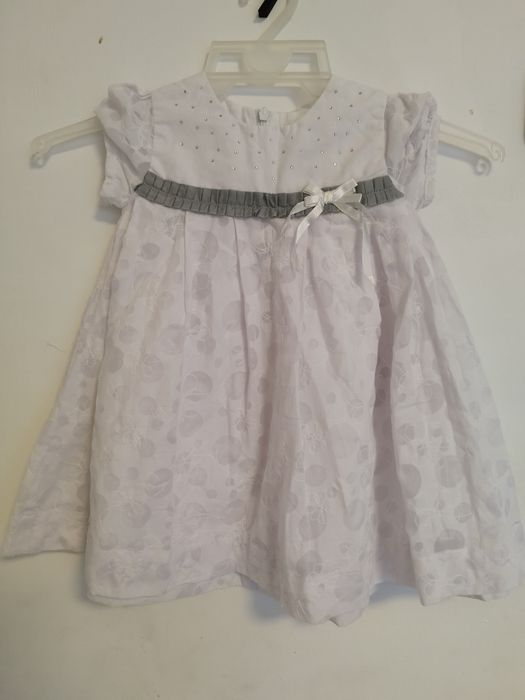 Sukienka do chrztu, opaska, buciki. Gratis dwie większe sukienki