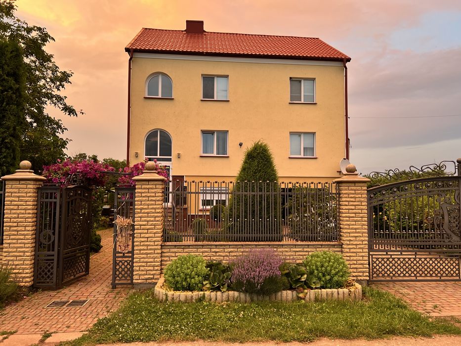 Продається будинок