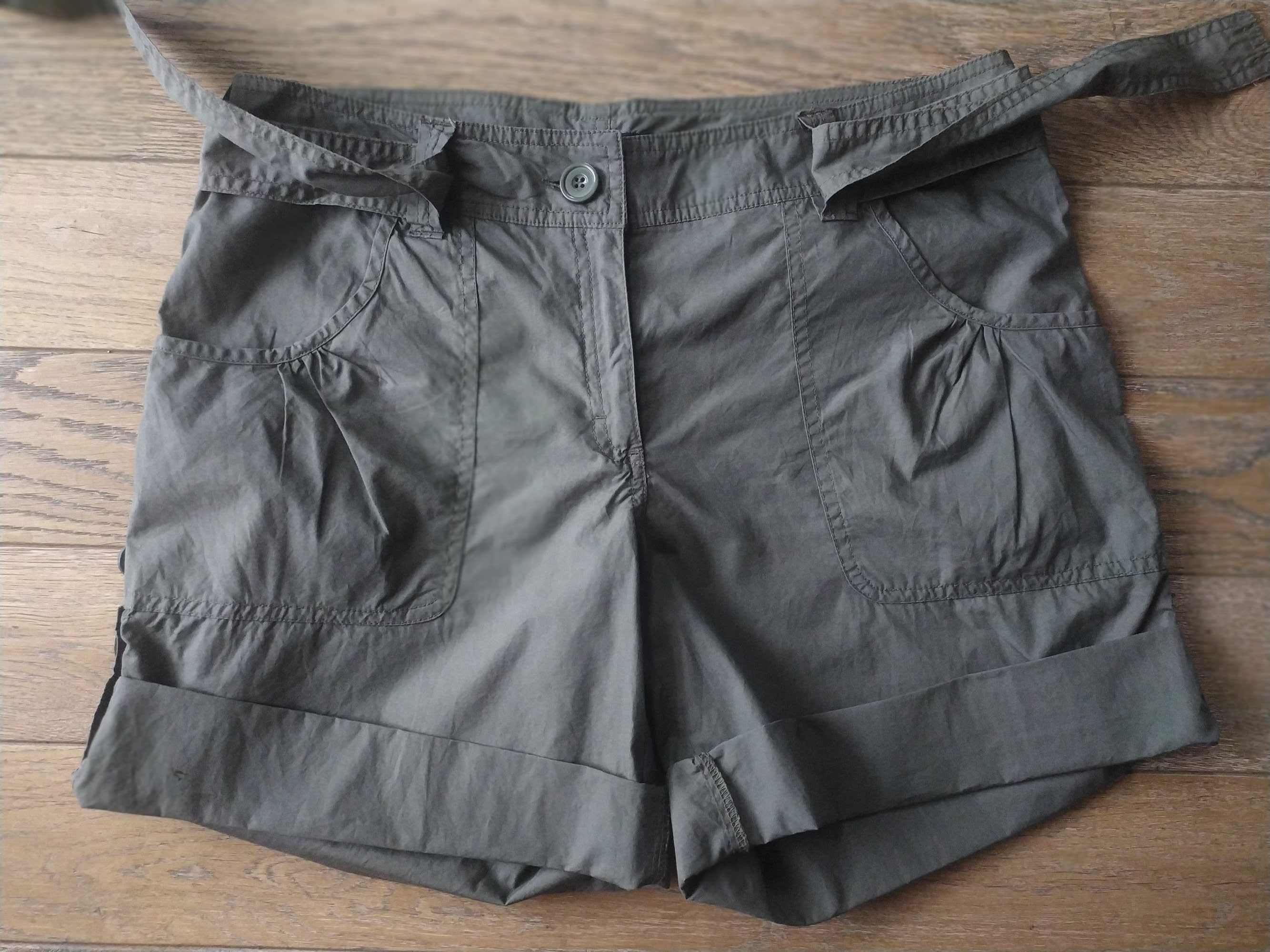 Fajne krótkie spodenki zielone khaki S 36 H&M