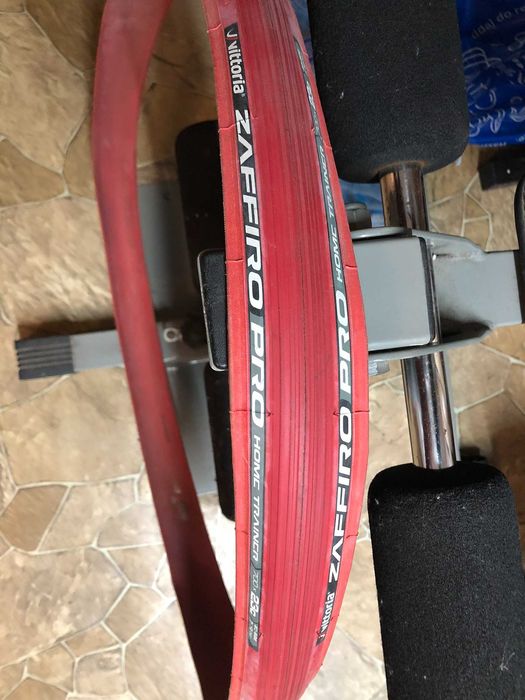 Trenażer rowerowy Elite Force