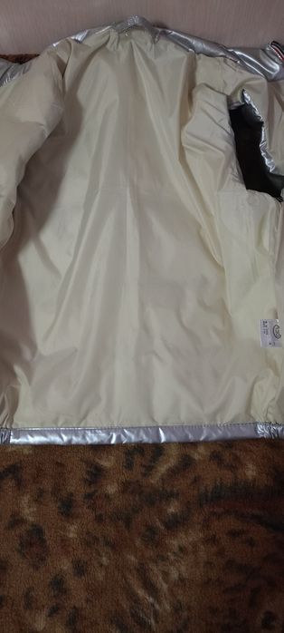 Продам жилетку  продам