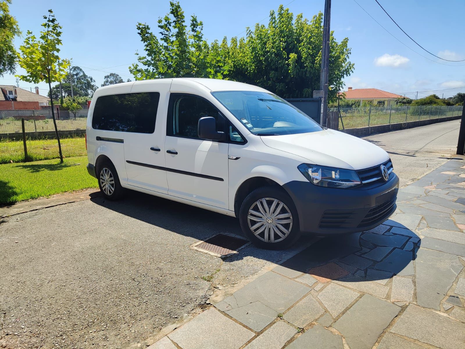 VW caddy 2.0 longa 3 lugares 138km