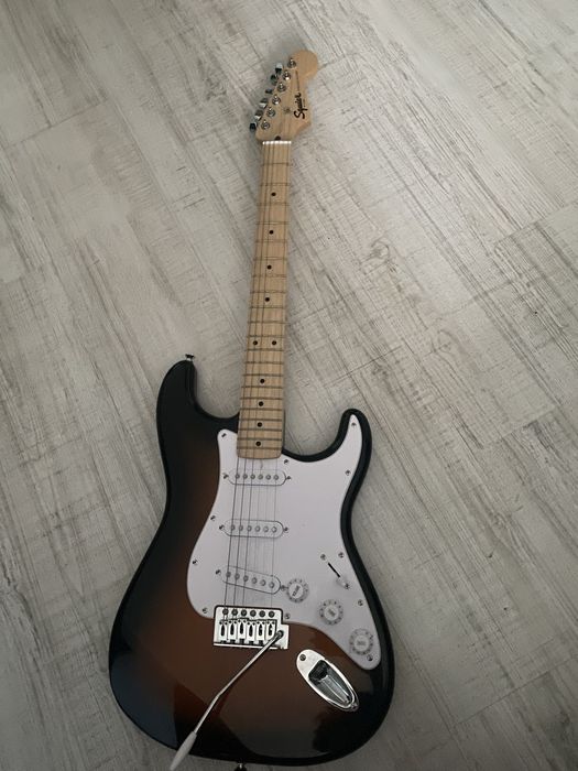 Squier Fender stratocaster gitara elektryczna