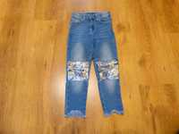 rozm 104 Little Kids spodnie jeans kolana cekiny postrzępione