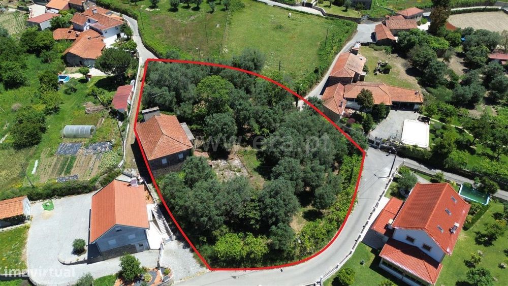 Moradia Isolada em pedra para restauro, Navió