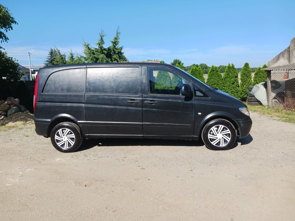 Mercedes Vito 2004r Automat Klima Hak Dobry Stan