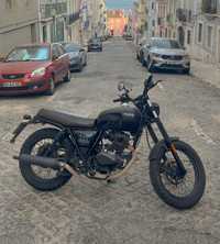 Motocicleta Brixton Cromwell