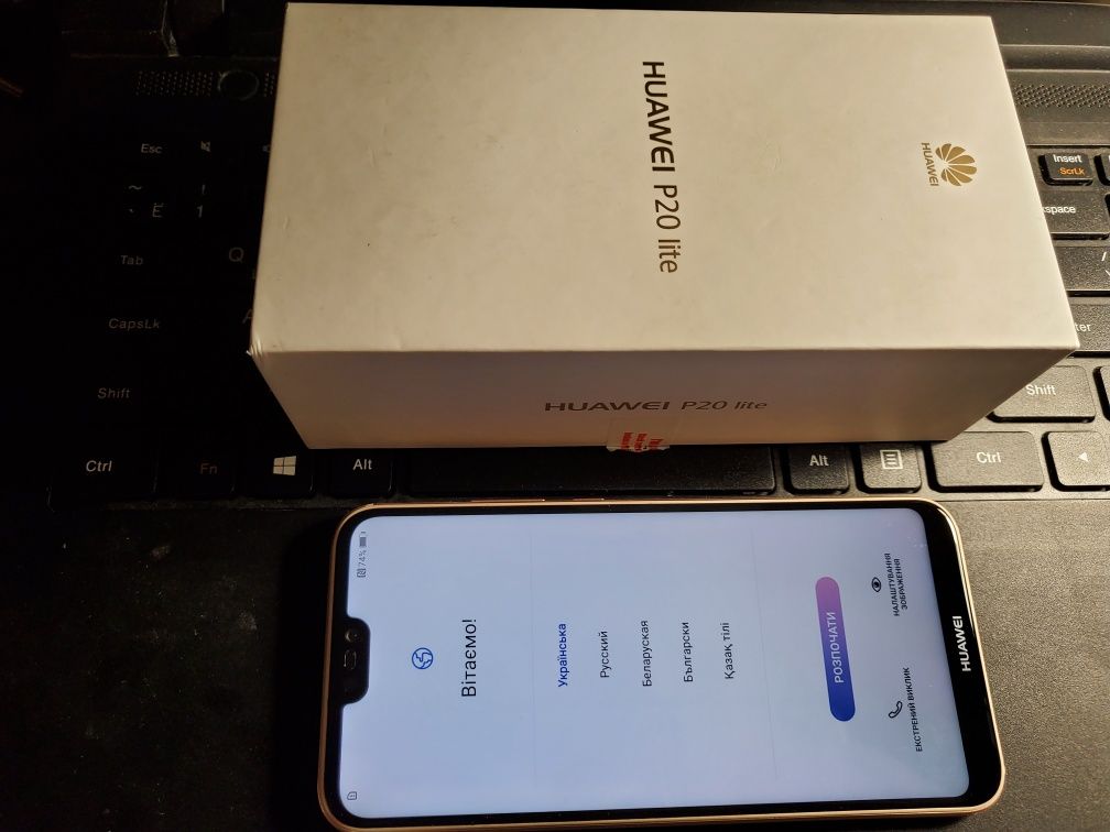 Продам Huawei p20 lite