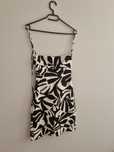 Nowa sukienka Zara w rozmiarze XS