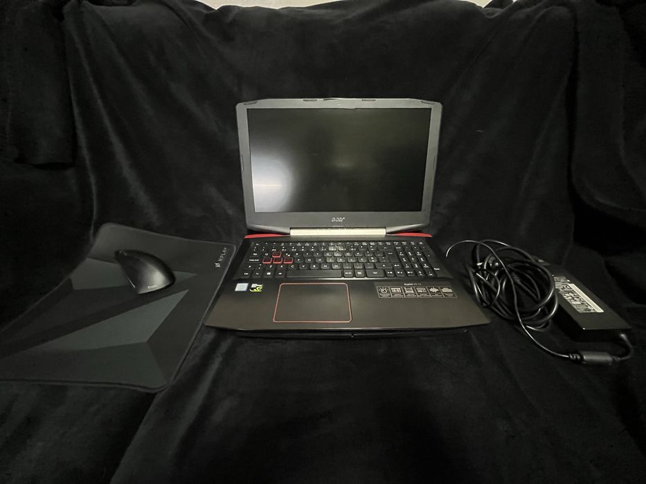 Portátil Acer Aspire VX 15