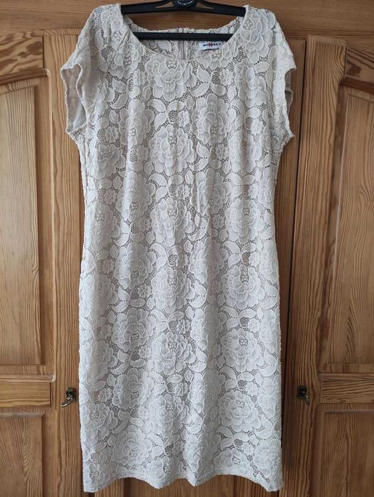 Sukienka suknia z koronki rozmiar 44