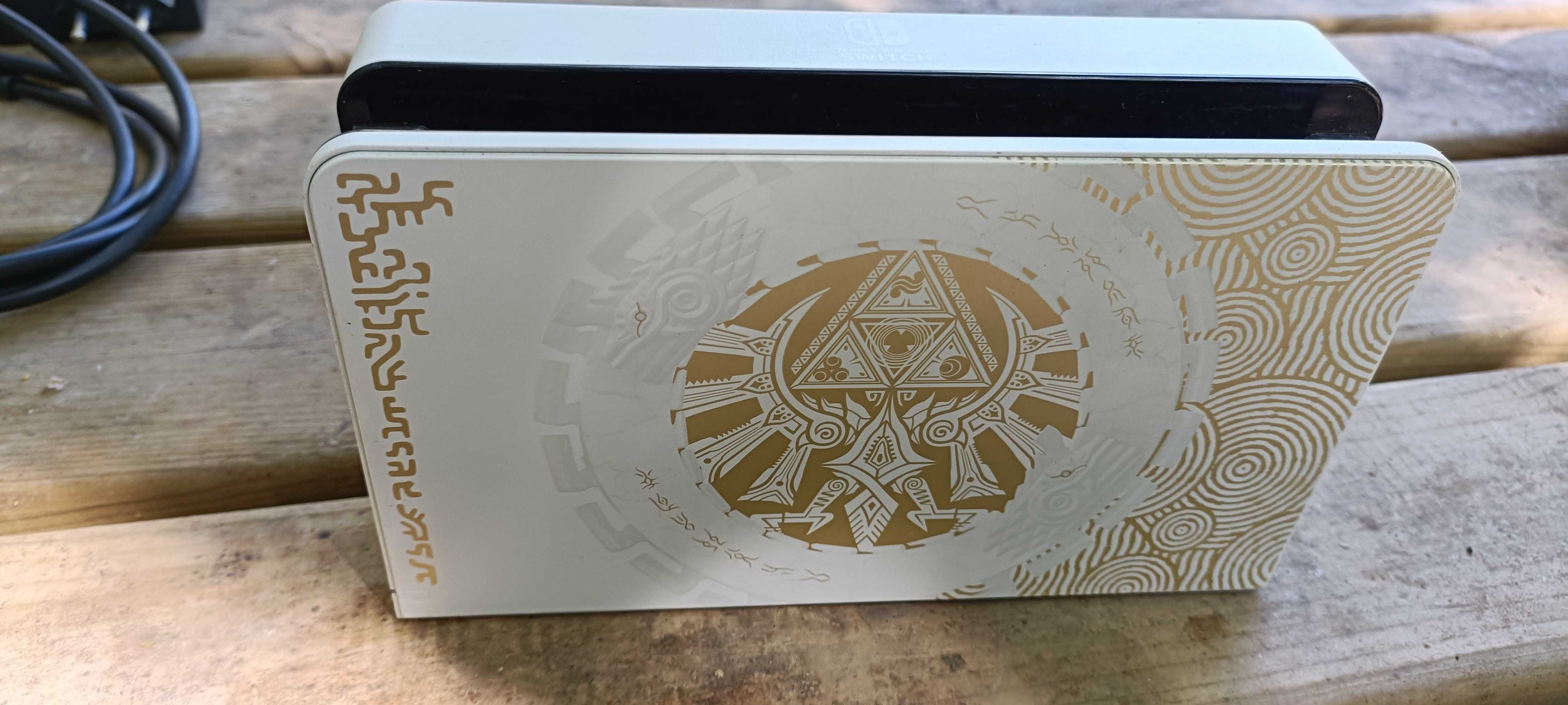 Nintendo Switch OLED Zelda edition